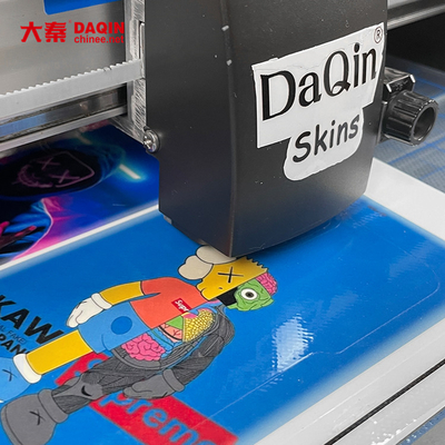 Daqin Stickers Die Cut Sticker Maker Cá nhân hóa phim màn hình Máy cắt da di động Máy cắt da 3M