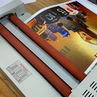 Máy cắt Graphtec điều khiển bằng máy tính và phần mềm thiết kế da