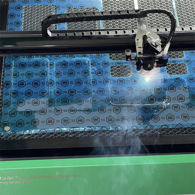 Máy cắt laser chính xác cao Daqin cho màn hình bảo vệ di động